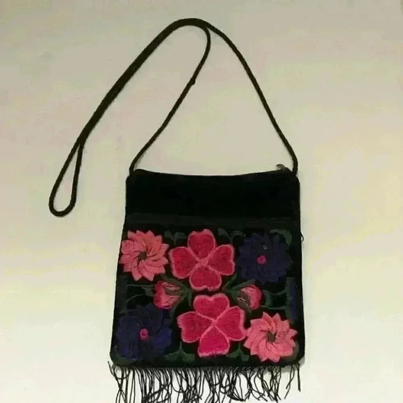 MADE IN MEXICO EMBROIDERED VELVET FRINGE CROSSBODY BAG ZIPPER - Picture 2 of 5
